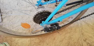 Bicicleta B'TWIN 24 pollici