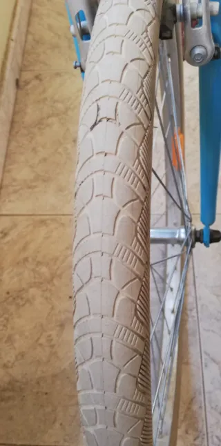 Bicicleta B'TWIN 24 pollici