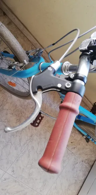 Bicicleta B'TWIN 24 pollici