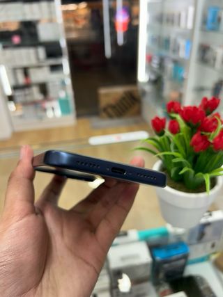 Apple iPhone 17 Pro Max 256GB - 9 cicli di carica