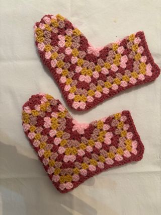 Patucos de crochet multicolor