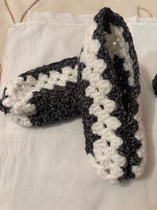 Patucos de crochet multicolor