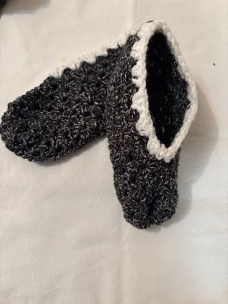 Patucos de crochet multicolor