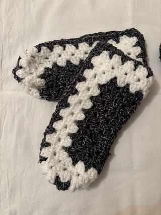 Patucos de crochet multicolor