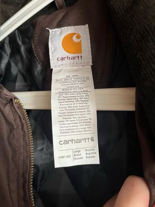 Casaco Carhartt Castanho