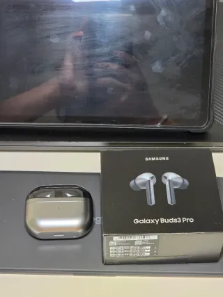 Samsung Galaxy Buds 3 Pro - SEMINUEVOS