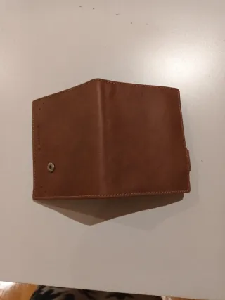 Cartera caballero Petusco sin estrenar .