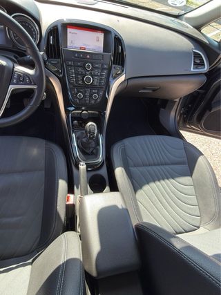 Opel Astra J 2015