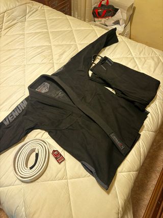 Kimono Jiu-Jitsu Venum Talla M Negro
