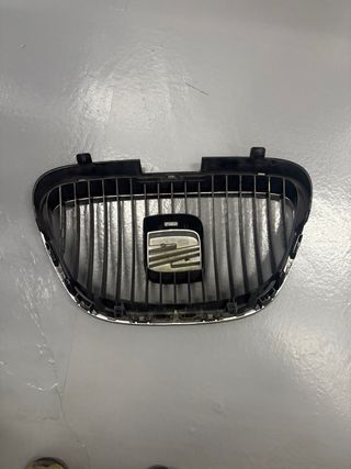 Rejilla Parachoques Seat Leon Mk2