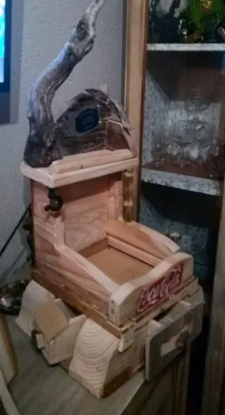 Mueble especiero rústico de madera