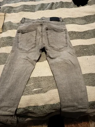 Pantalón vaquero gris hombre