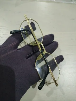 Gafas Tiffany & Co. Doradas y Negras