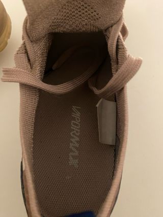 Zapatillas Nike Vapormax Beige y Azul