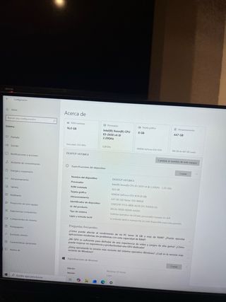 PC Gaming Blanco y monitor 180Hz