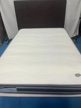 Base tapizada + Colchón 135x190