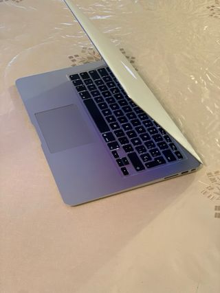 MacBook Air 13” i7 2017 Plata