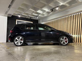 Volkswagen Golf GTI Performance 2.0 TSI 245 cv