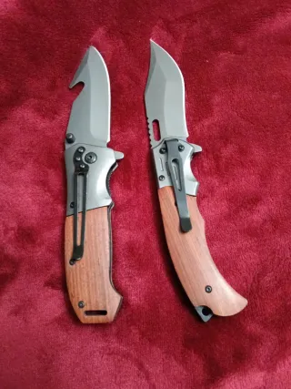 Navaja multiusos con mango de madera