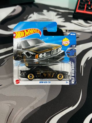 Hot Wheels BMW 635 CSi Negro/Dorado