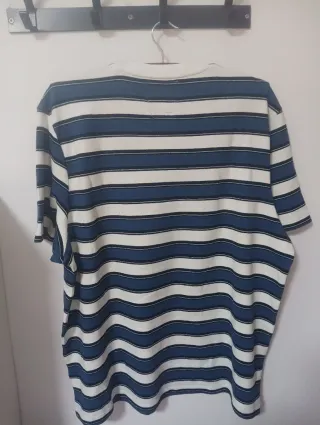 Camiseta Stronghold Rayas Azul y Blanco Talla XL