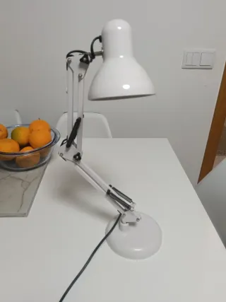 Flexo de mesa blanco