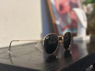 Gafas de sol Ray Ban Round Metal doradas