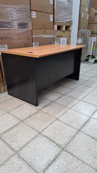 URGE Lote 2 mesas de oficina con cajoneras