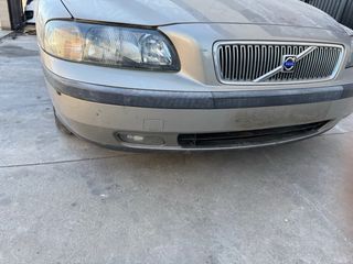 Despiece Volvo V70 familiar 2.4 i Año 2003