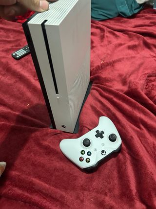 Xbox One S Blanca