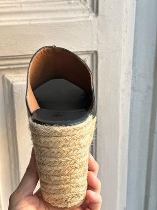 Sandalias Zueco BIMBA Y LOLA Negras