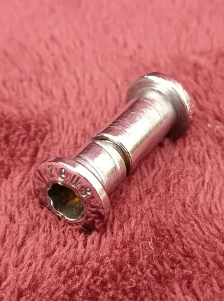 Cierre Tija Zeus NOS -Tornillos-