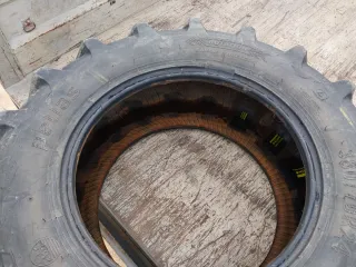 Ruedas de tractor 380/70-R24