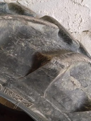 Ruedas de tractor 380/70-R24