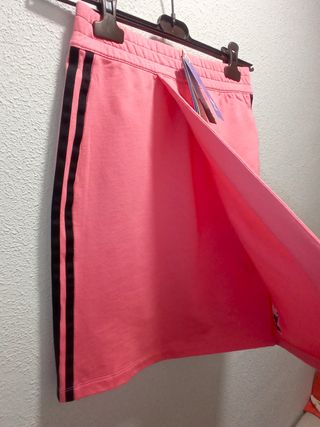 Falda deportiva Adidas rosa