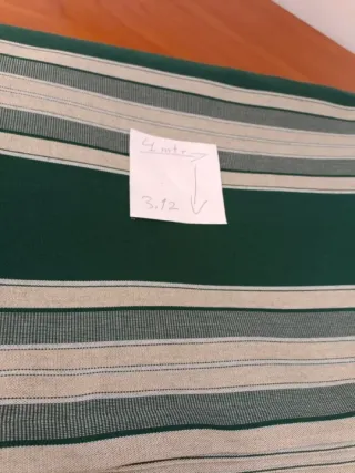 Lona de toldo con anillas