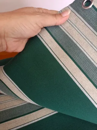 Lona de toldo con anillas