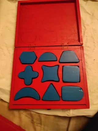 Juego educativo antiguo de madera