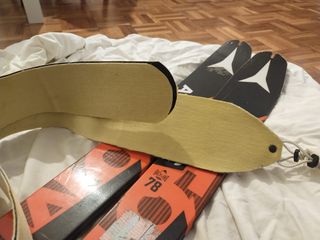 Esquís Montaña Atomic Backland 78 + Fijaciones