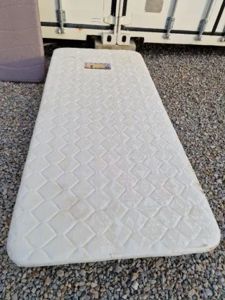 Colchón y somier 90x200 cm