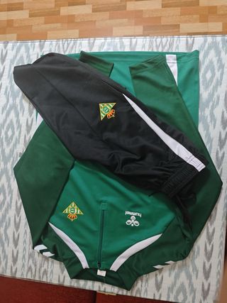 Chándal infantil Hummel