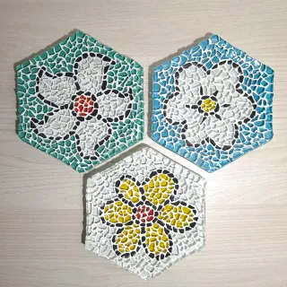 Svuotatasche esagonale in mosaico