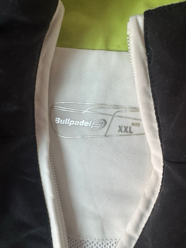 Chaqueta Cortavientos Bullpadel