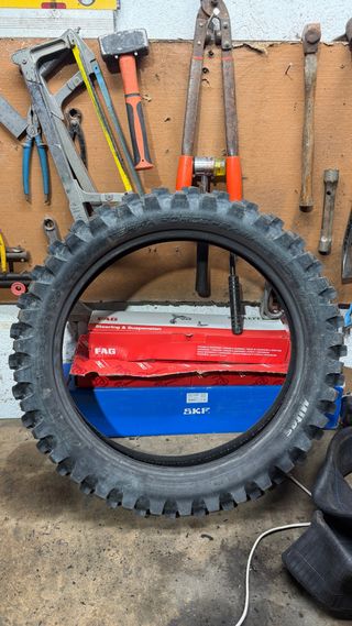 Neumático Mitas Cross 120/90-18