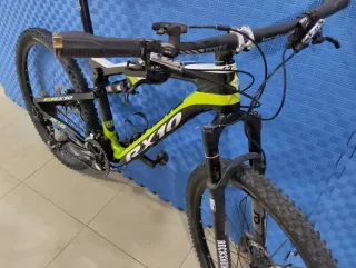 Mendiz RX10 carbono y doble suspensión talla L