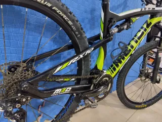Mendiz RX10 carbono y doble suspensión talla L