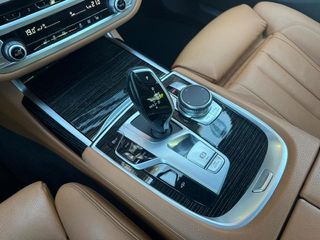 BMW Serie 7 740i 250 kW (340 CV)