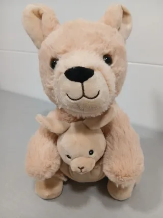 Peluche mamá canguro con bebé