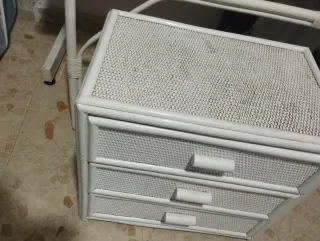 Mesilla y cabecero de mimbre blanco