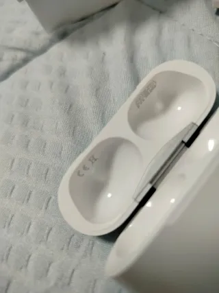 𝗔𝗶𝗿𝗽𝗼𝗱𝘀 𝗽𝗿𝗼 𝟮 𝗨𝗦𝗕 𝗰